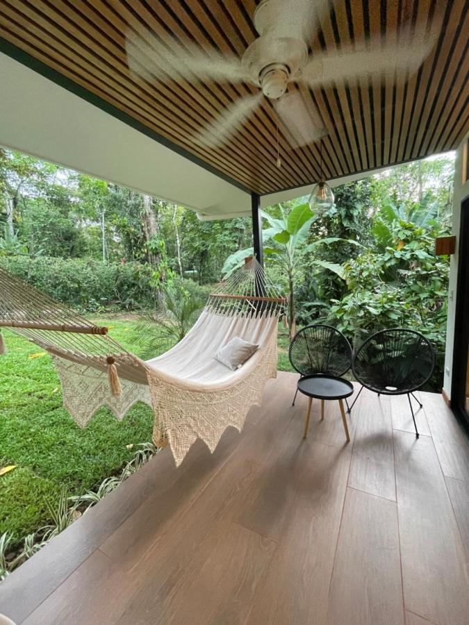 Caribbean Irie - Charming, Luxurious Bungalow In Nature With Ac & Fiber Optic Wifi Puerto Viejo de Talamanca Buitenkant foto