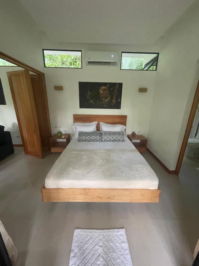 Caribbean Irie - Charming, Luxurious Bungalow In Nature With Ac & Fiber Optic Wifi Puerto Viejo de Talamanca Buitenkant foto