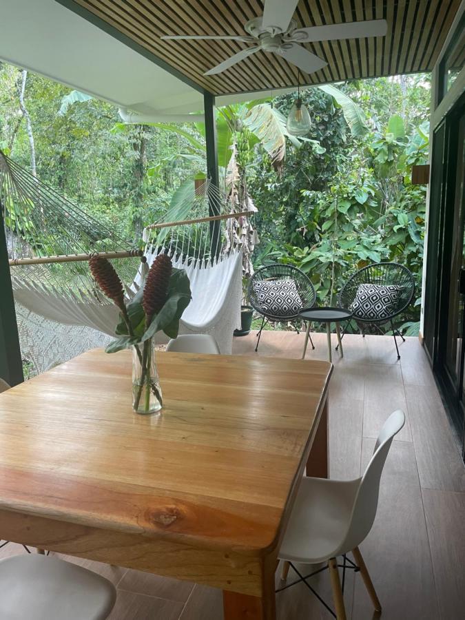 Caribbean Irie - Charming, Luxurious Bungalow In Nature With Ac & Fiber Optic Wifi Puerto Viejo de Talamanca Buitenkant foto